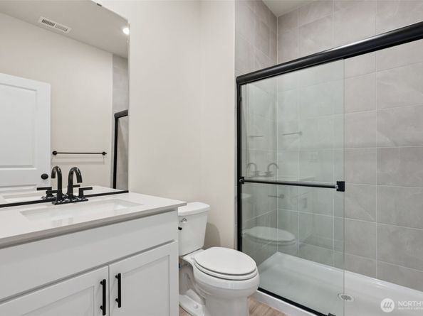 2073 NE Norseman Way, Poulsbo WA 98370