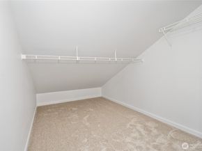 24221 SE 38th Place, Sammamish WA 98029