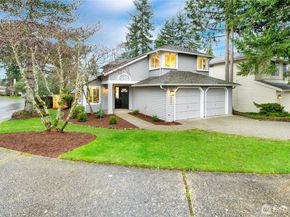 24221 SE 38th Place, Sammamish WA 98029