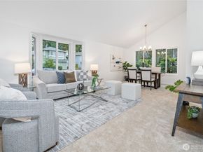24221 SE 38th Place, Sammamish WA 98029