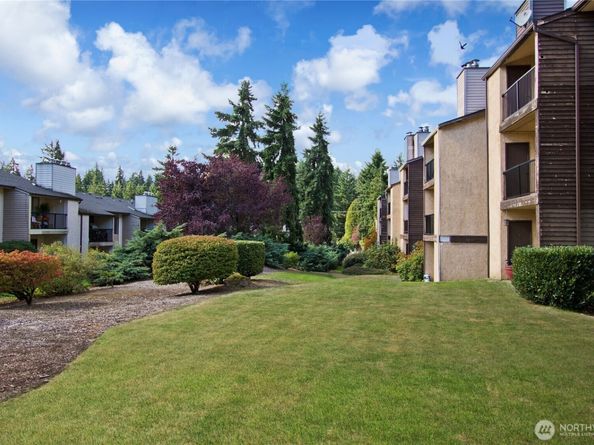 12525 NE 145th Place F93, Kirkland WA 98034