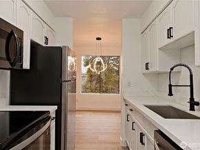 12525 NE 145th Place F93, Kirkland WA 98034