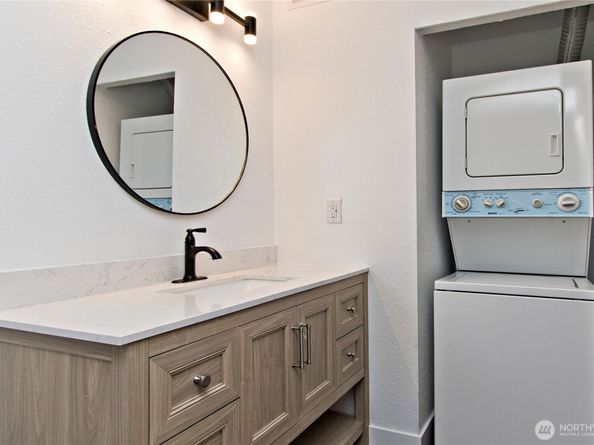 12525 NE 145th Place F93, Kirkland WA 98034