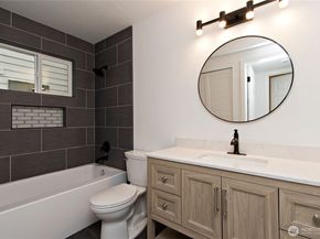 12525 NE 145th Place F93, Kirkland WA 98034