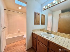 4222 Beach Drive SW 401, Seattle WA 98116