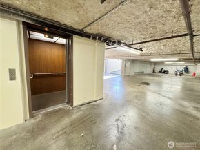 4222 Beach Drive SW 401, Seattle WA 98116