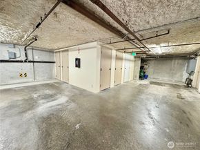 4222 Beach Drive SW 401, Seattle WA 98116