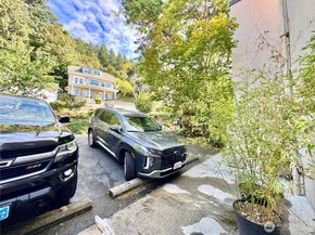 4222 Beach Drive SW 401, Seattle WA 98116