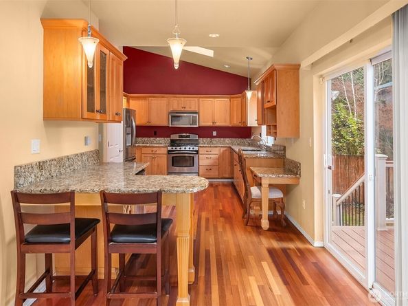 2104 151st Place SW, Lynnwood WA 98087