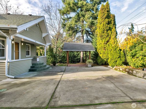 1547 SW Myrtle Street, Seattle WA 98106