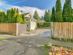1547 SW Myrtle Street, Seattle WA 98106