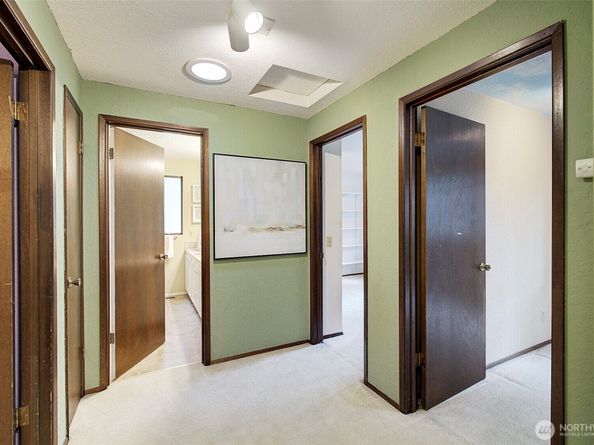 22710 2nd Avenue SE, Bothell WA 98021