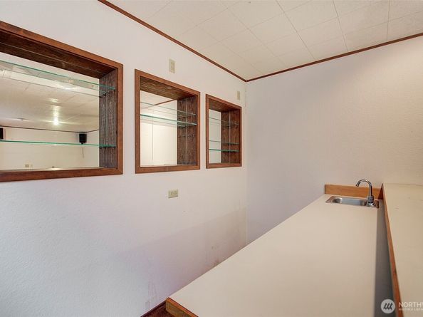 22710 2nd Avenue SE, Bothell WA 98021