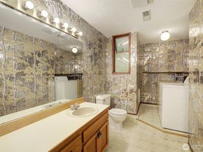 22710 2nd Avenue SE, Bothell WA 98021