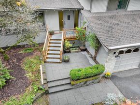 22710 2nd Avenue SE, Bothell WA 98021