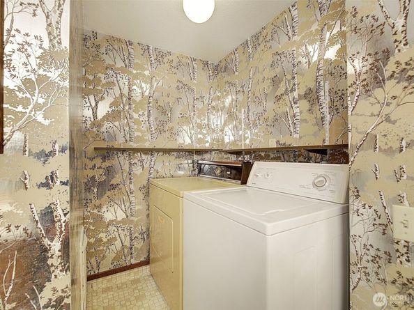 22710 2nd Avenue SE, Bothell WA 98021