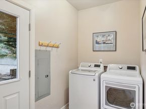 17412 32nd Avenue NE, Lake Forest Park WA 98155