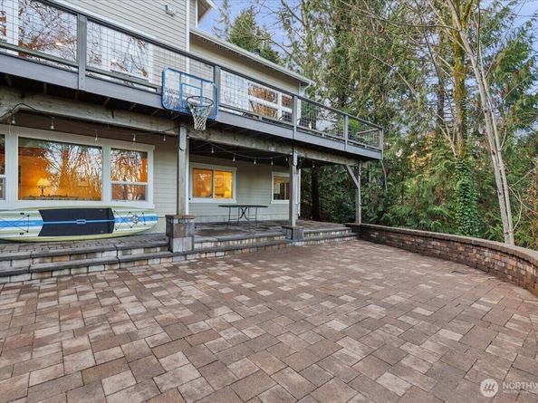 17412 32nd Avenue NE, Lake Forest Park WA 98155