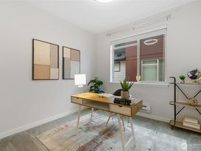 925 6th Avenue NE 10.1, Issaquah WA 98029