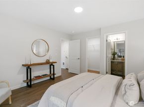 925 6th Avenue NE 10.1, Issaquah WA 98029