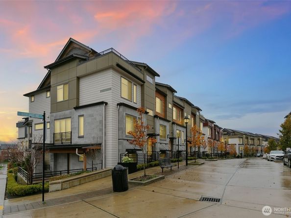 925 6th Avenue NE 10.1, Issaquah WA 98029