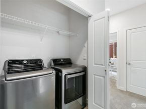 925 6th Avenue NE 10.1, Issaquah WA 98029