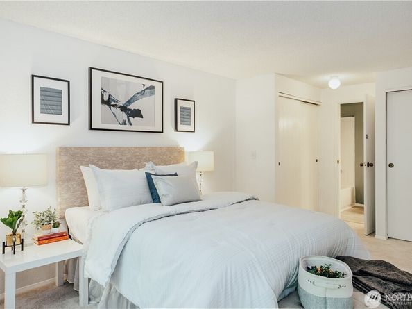 14409 NE 30th Place, Bellevue WA 98007