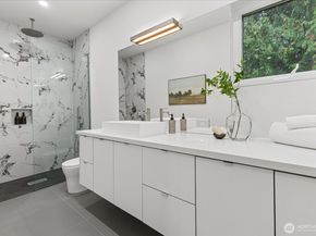 1114 26th Avenue D, Seattle WA 98122