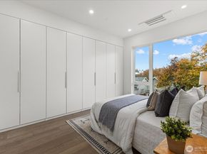 1114 26th Avenue D, Seattle WA 98122