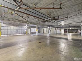 13717 Linden Avenue N 213, Seattle WA 98133