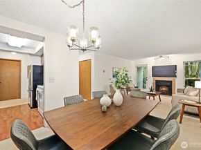 13717 Linden Avenue N 213, Seattle WA 98133