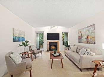 13717 Linden Avenue N