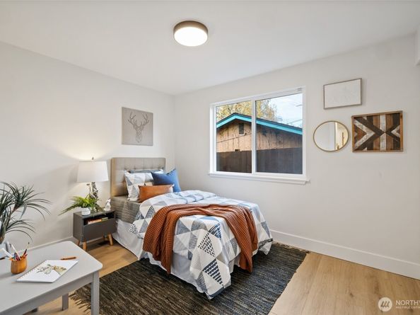 2144 N 146th Street, Shoreline WA 98133