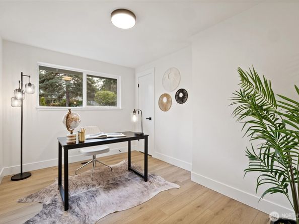 2144 N 146th Street, Shoreline WA 98133