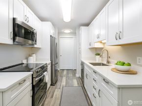 13229 Linden Avenue N 509B, Seattle WA 98133