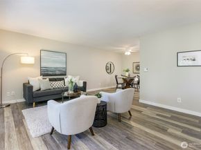 13229 Linden Avenue N 509B, Seattle WA 98133