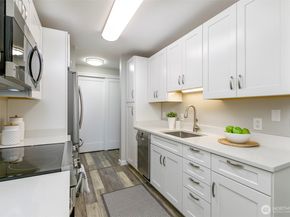 13229 Linden Avenue N 509B, Seattle WA 98133