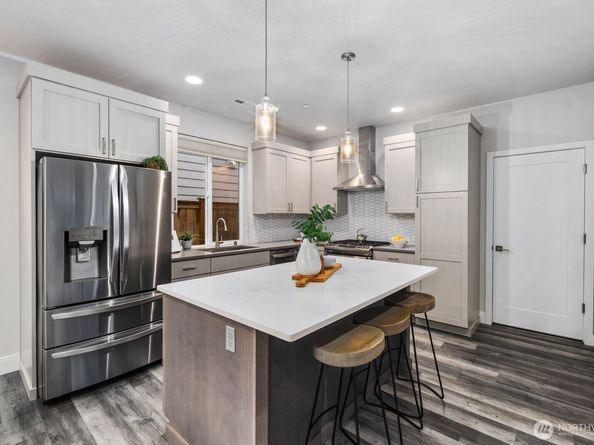 1825 153rd Street SW, Lynnwood WA 98087