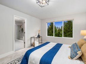 1825 153rd Street SW, Lynnwood WA 98087