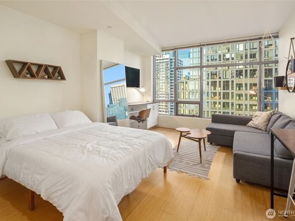 2033 2nd Avenue 1106, Seattle WA 98121