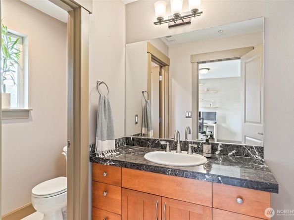 2115 201st Place SE L2, Bothell WA 98012