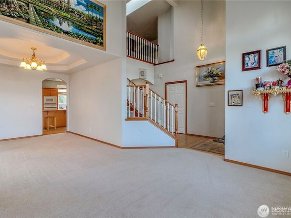 27018 117th Place SE, Kent WA 98030