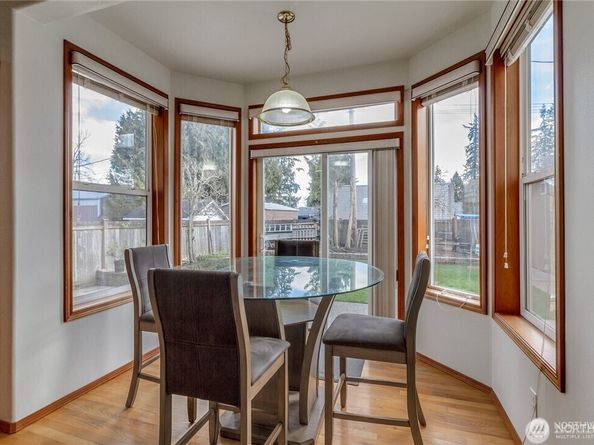 27018 117th Place SE, Kent WA 98030