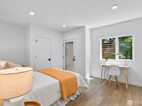 6562 Ravenna Avenue NE, Seattle WA 98115