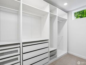 6562 Ravenna Avenue NE, Seattle WA 98115