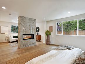 7401 92nd Place SE, Mercer Island WA 98040