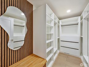 7401 92nd Place SE, Mercer Island WA 98040