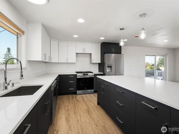 10420 59th Avenue S, Seattle WA 98178