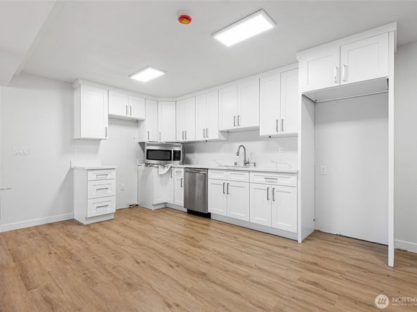 10420 59th Avenue S, Seattle WA 98178