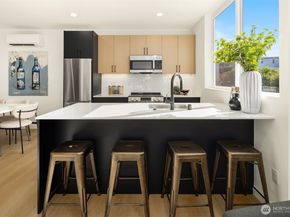 2335 16th Avenue S C, Seattle WA 98144